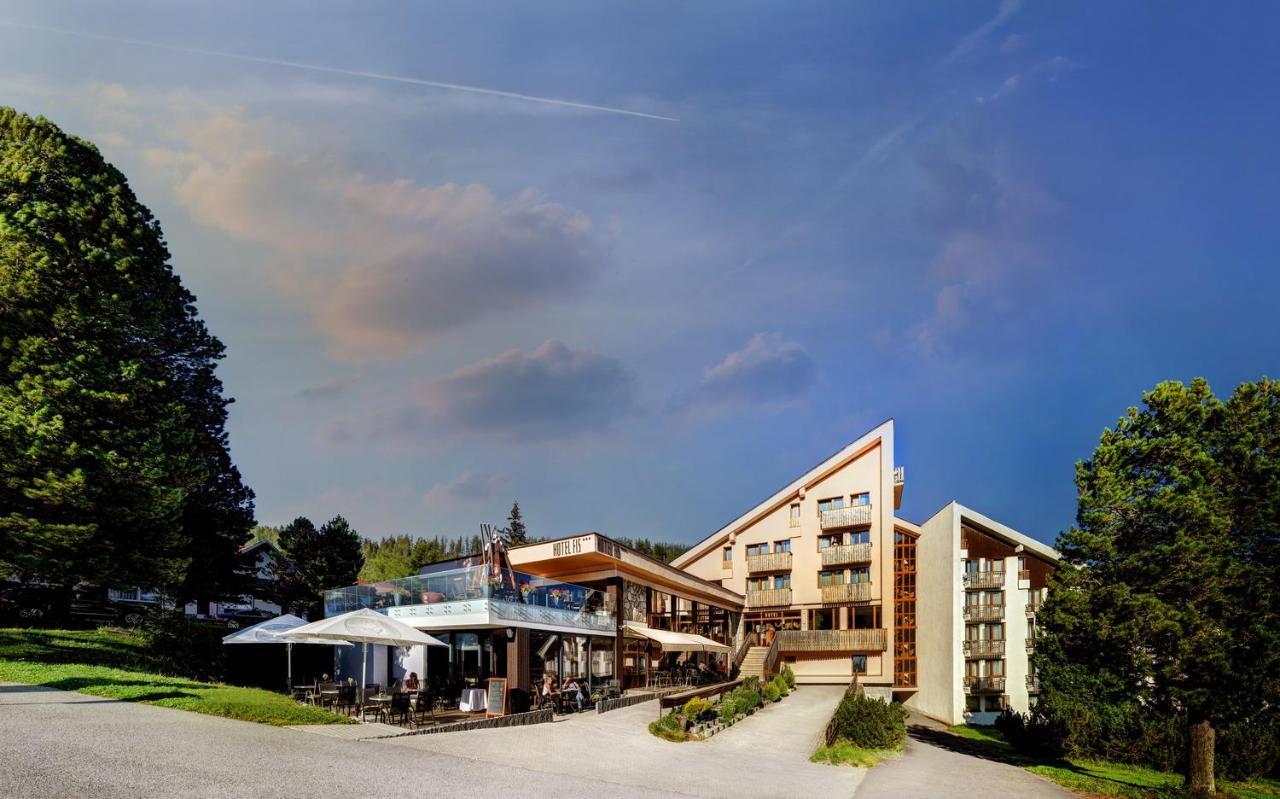 Hotel Fis Strbske Pleso Ngoại thất bức ảnh