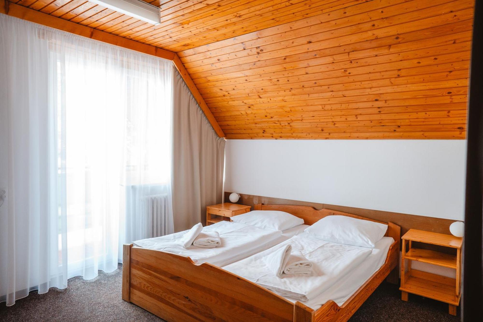 Hotel Fis Strbske Pleso Ngoại thất bức ảnh