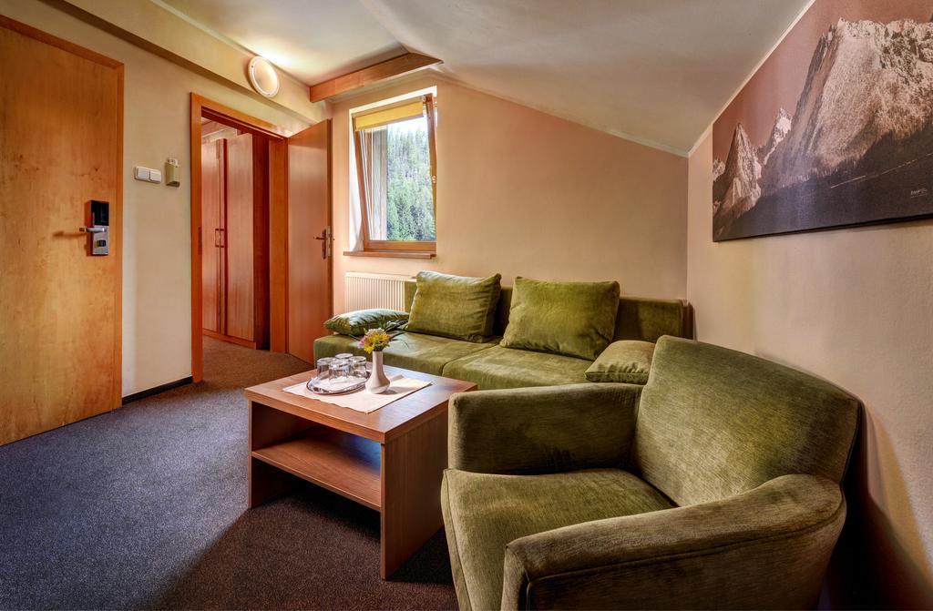 Hotel Fis Strbske Pleso Ngoại thất bức ảnh